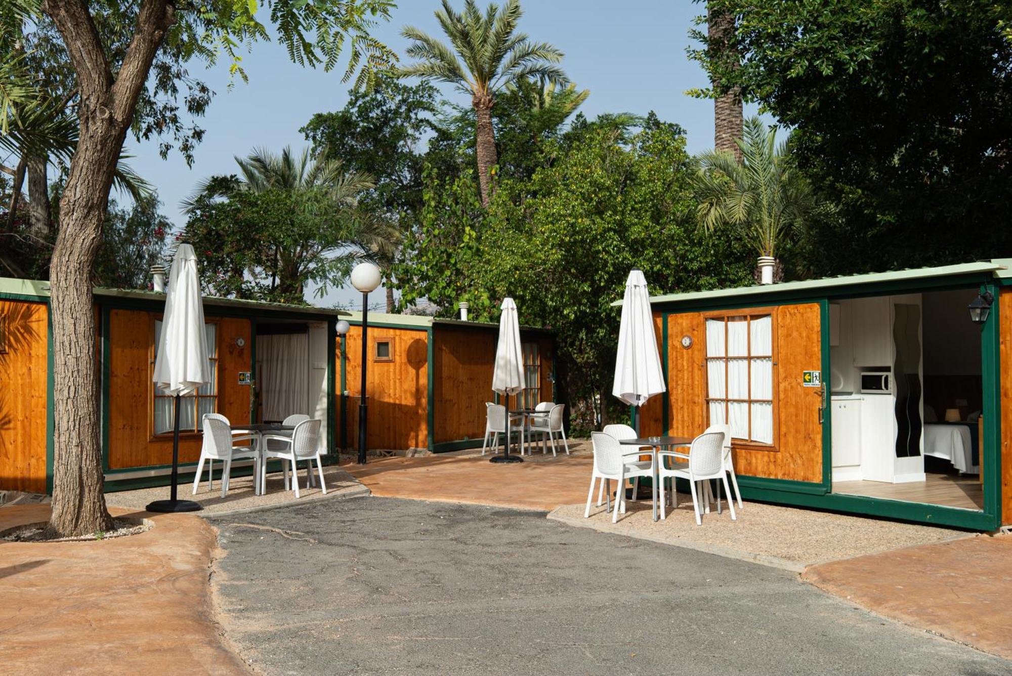 Camping Las Palmeras Crevillente Bagian luar foto